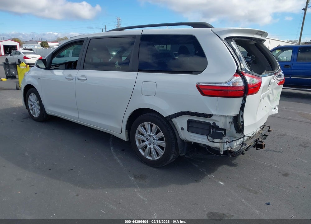 2017 TOYOTA SIENNA XLE 7 PASSENGER VIN: 5TDDZ3DC8HS174775