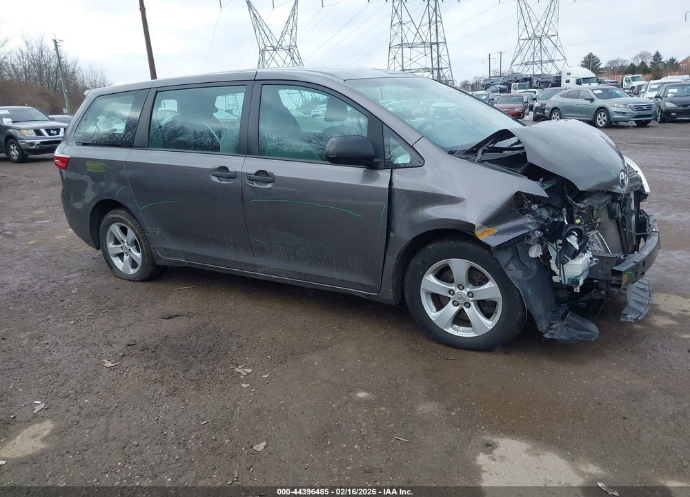 2017 TOYOTA SIENNA L 7 PASSENGER VIN: 5TDZZ3DC1HS783132