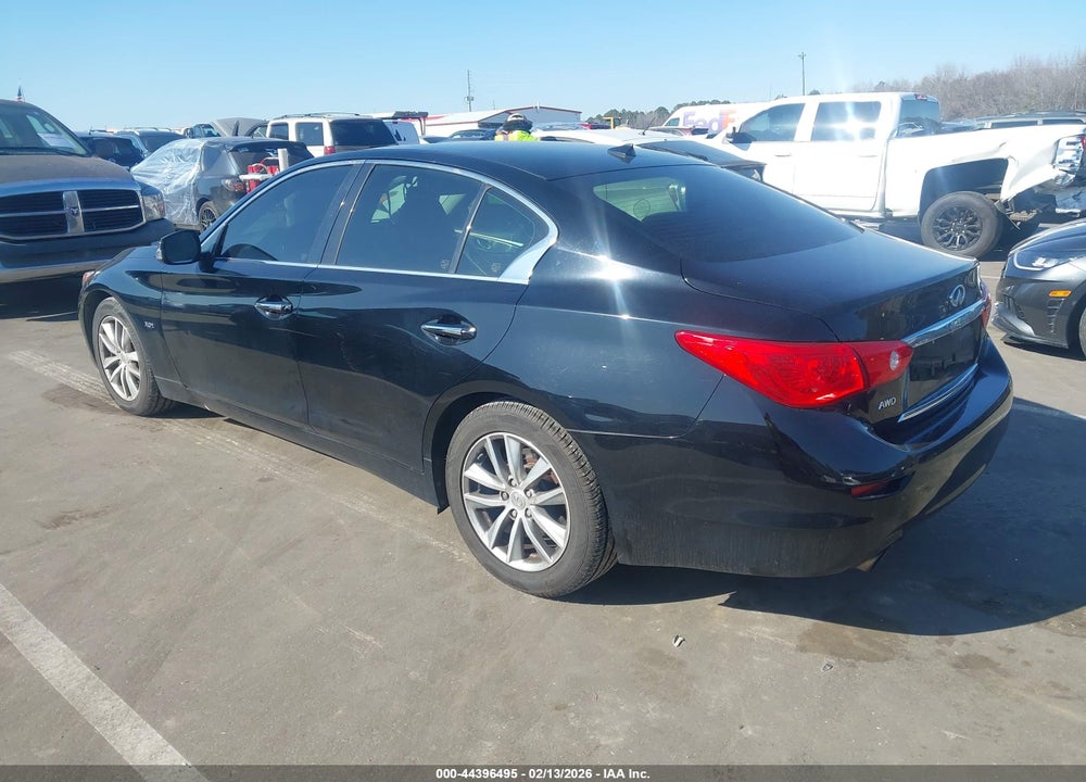 2016 INFINITI Q50 3.0T PREMIUM VIN: JN1EV7AR1GM344147