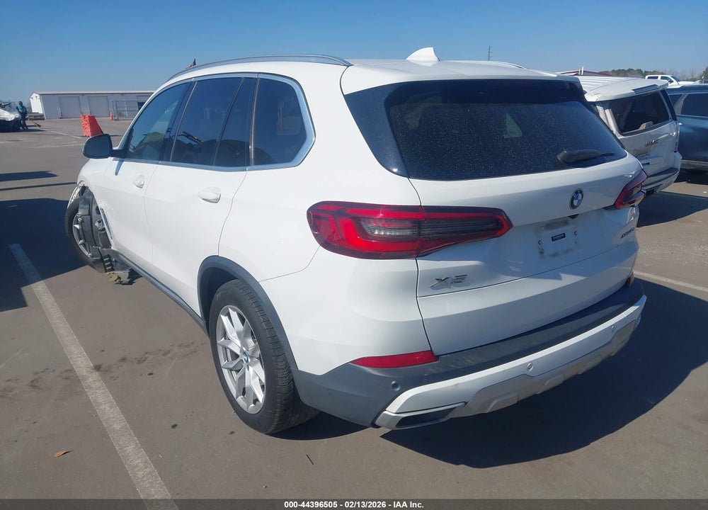 2019 BMW X5 VIN: 5UXCR6C56KLL13907