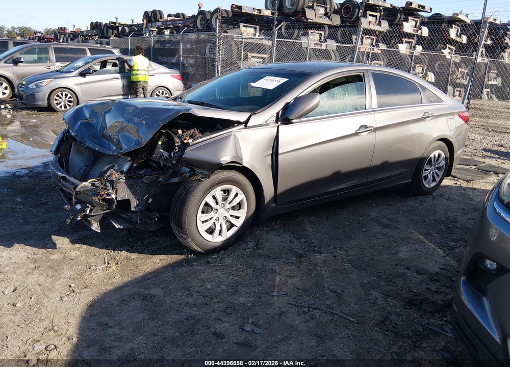 2011 HYUNDAI SONATA GLS VIN: 5NPEB4AC7BH126913