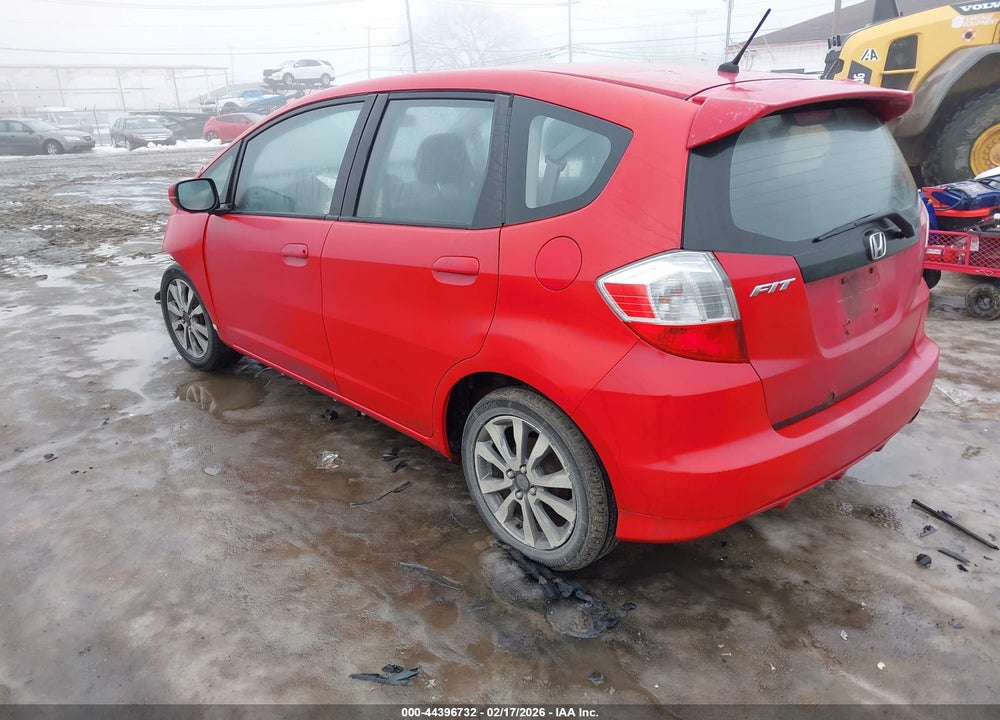 2012 HONDA FIT SPORT VIN: JHMGE8H65CC012539