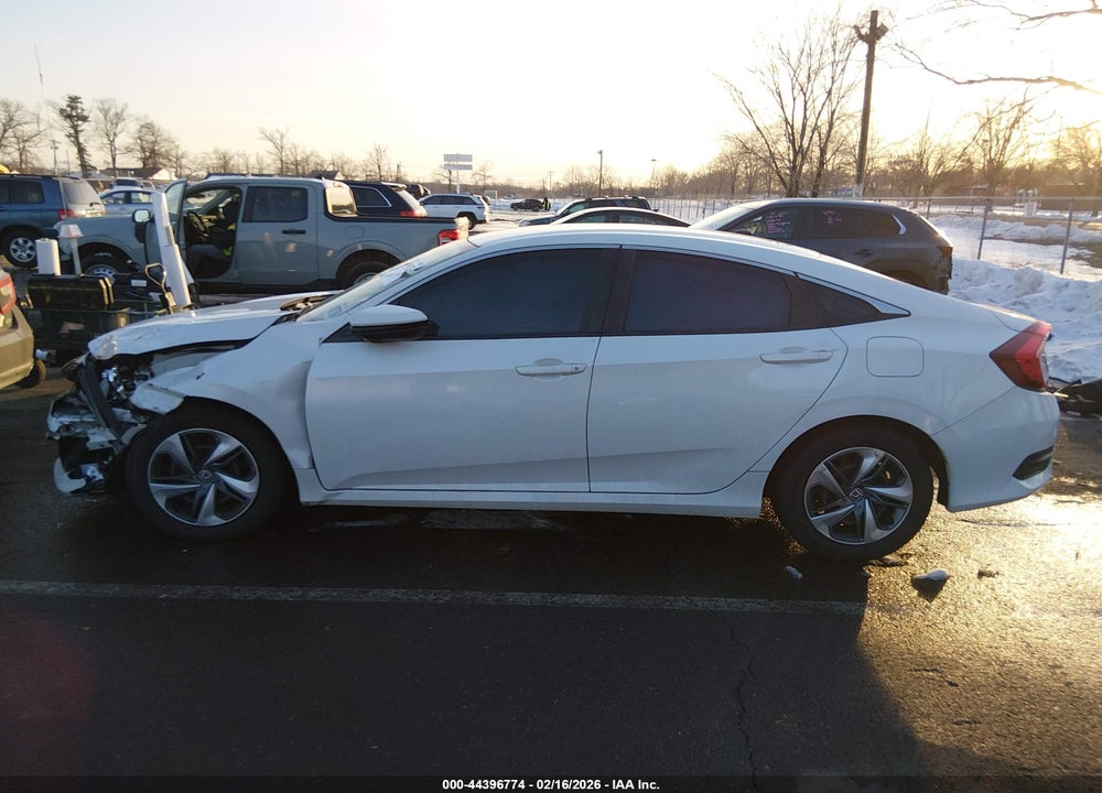 2019 HONDA CIVIC LX VIN: 2HGFC2F6XKH548015