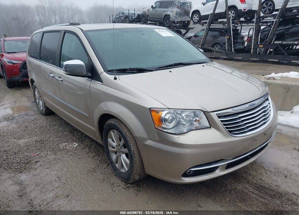 2015 CHRYSLER TOWN & COUNTRY LIMITED PLATINUM VIN: 2C4RC1GG0FR728861
