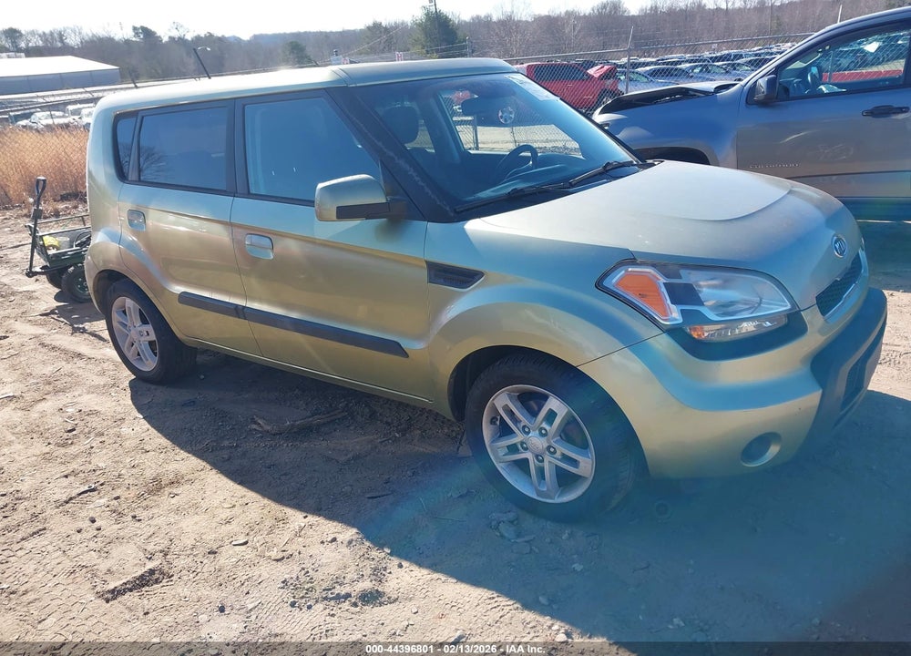 2010 KIA SOUL + VIN: KNDJT2A26A7084485