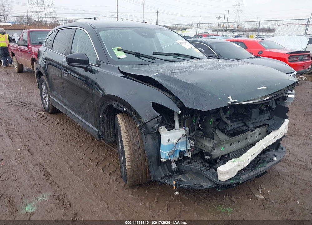 2018 MAZDA CX-9 SPORT VIN: JM3TCABY3J0232582