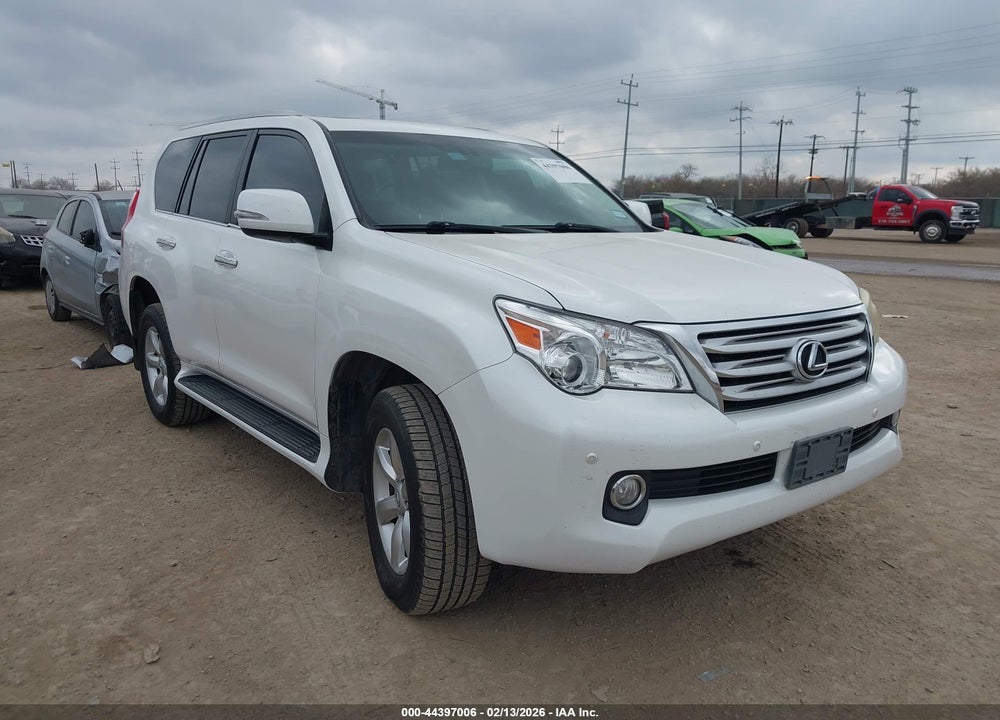 2011 LEXUS GX 460 VIN: JTJBM7FX8B5029646