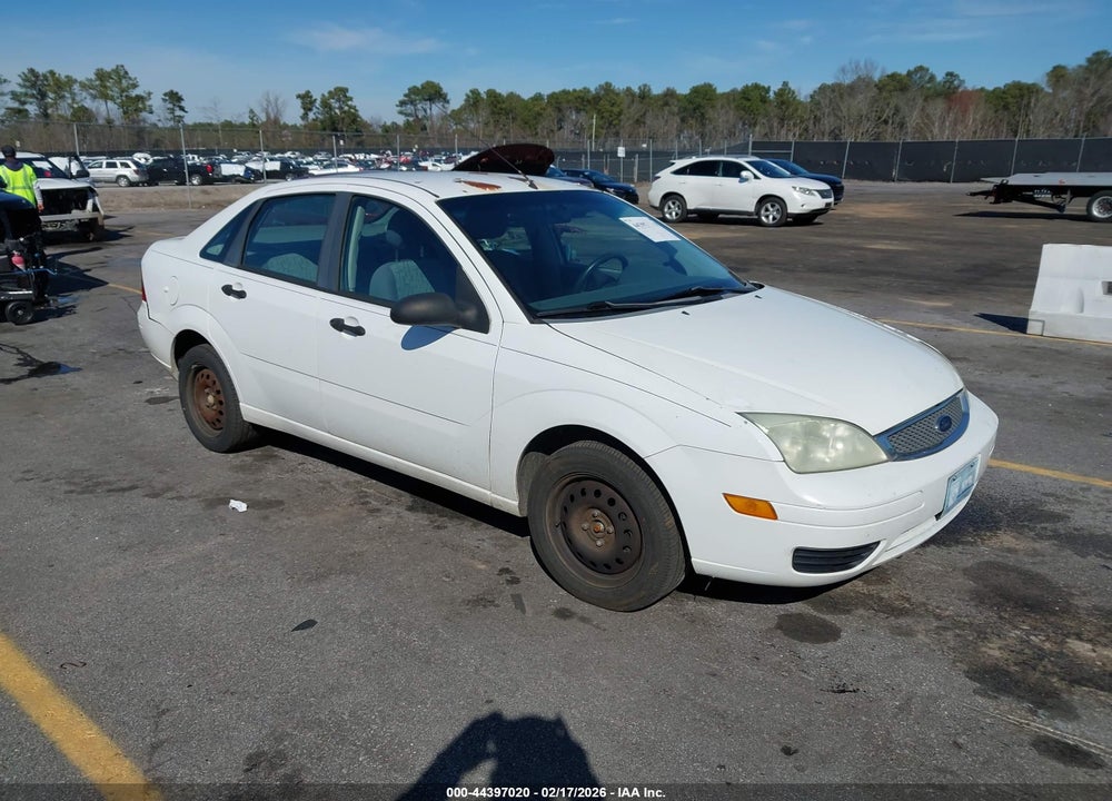 2005 FORD FOCUS ZX4 VIN: 1FAFP34N65W197182