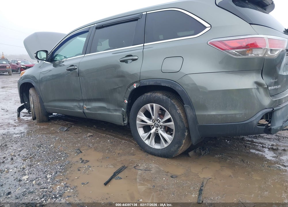 2016 TOYOTA HIGHLANDER LE PLUS V6 VIN: 5TDBKRFH7GS354240