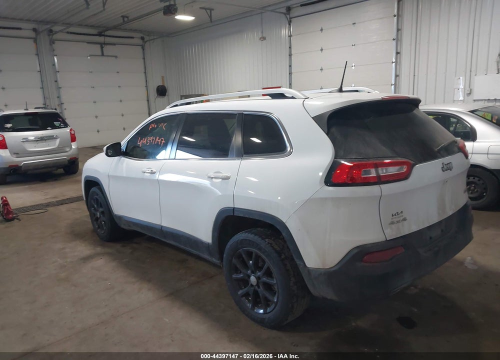 2018 JEEP CHEROKEE LATITUDE PLUS 4X4 VIN: 1C4PJMLB8JD597716
