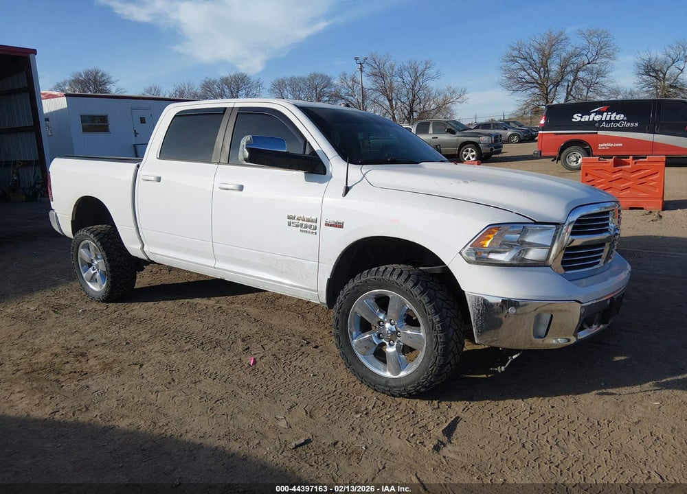 2019 RAM 1500 CLASSIC BIG HORN 4X4 5'7 BOX VIN: 1C6RR7LT9KS589611