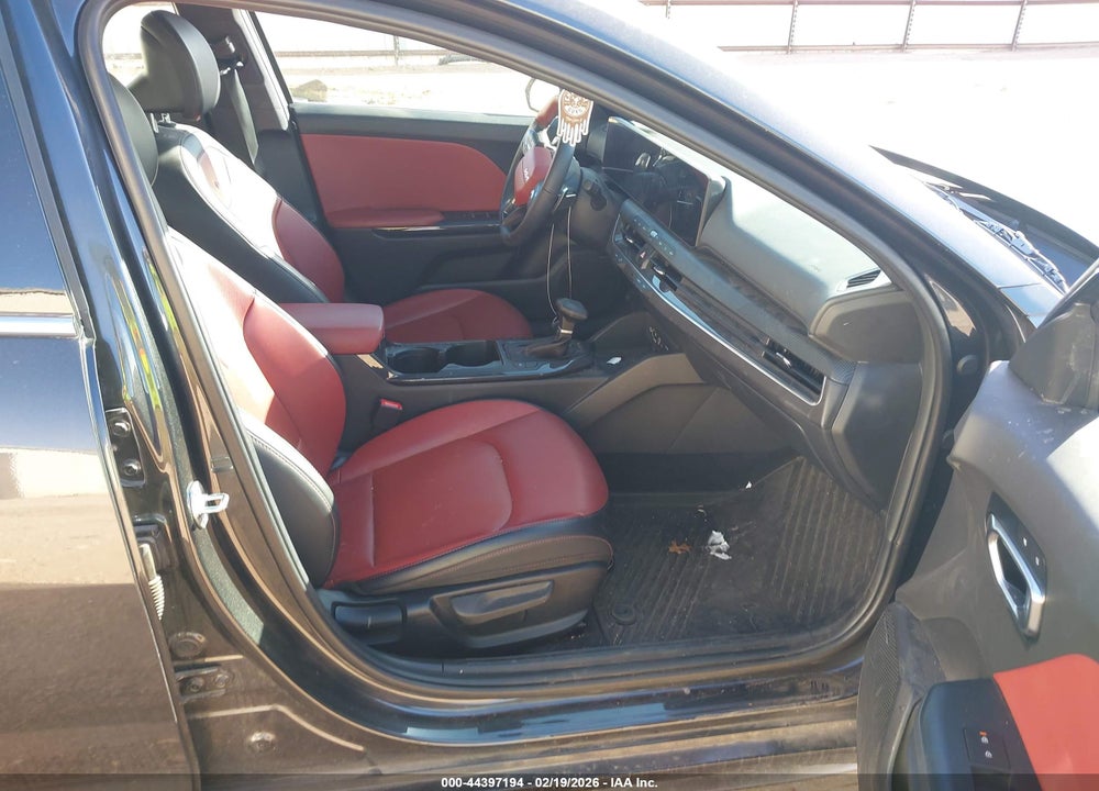 2025 KIA K4 GT-LINE VIN: 3KPFW4DE3SE103655