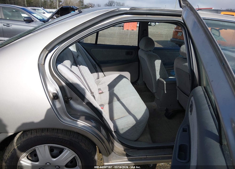 2001 NISSAN ALTIMA GXE VIN: 1N4DL01DX1C159401