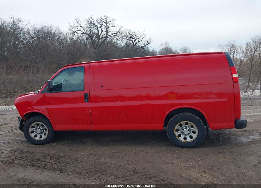 2011 CHEVROLET EXPRESS 1500 WORK VAN VIN: 1GCSGAFX5B1146650