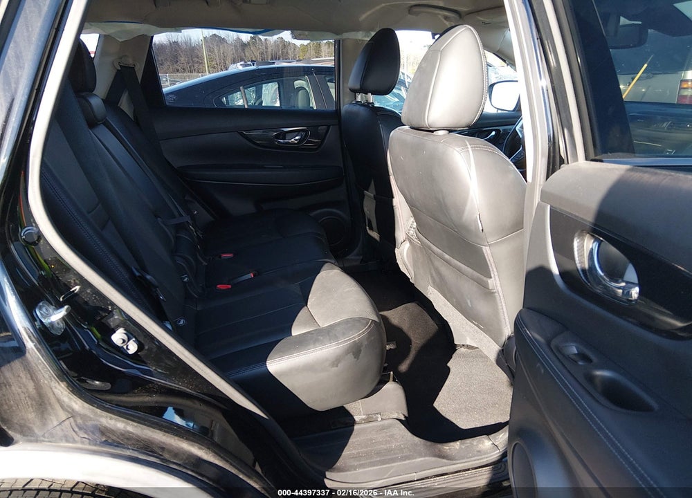 2018 NISSAN ROGUE SL VIN: JN8AT2MV9JW325567