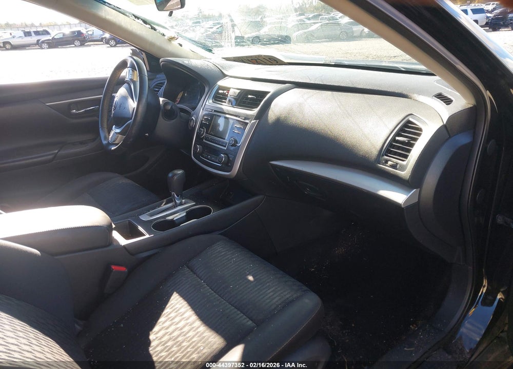 2017 NISSAN ALTIMA VIN: 1N4AL3AP1HC202502