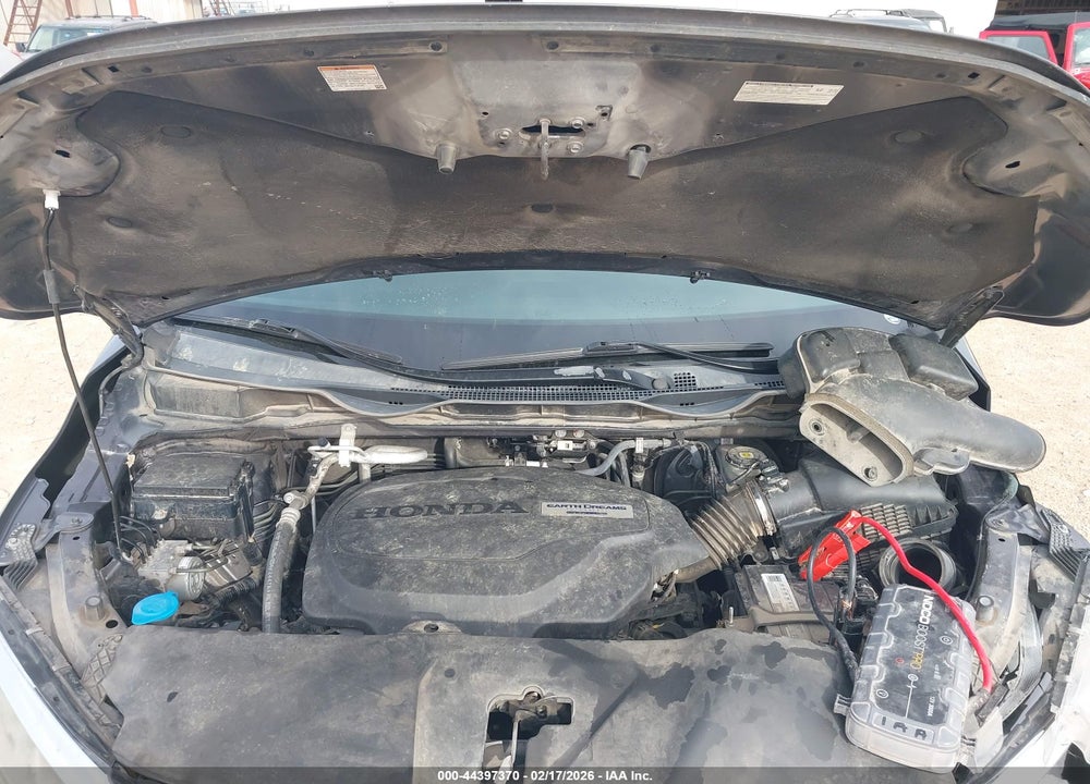 2018 HONDA ODYSSEY EX-L VIN: 5FNRL6H7XJB049857