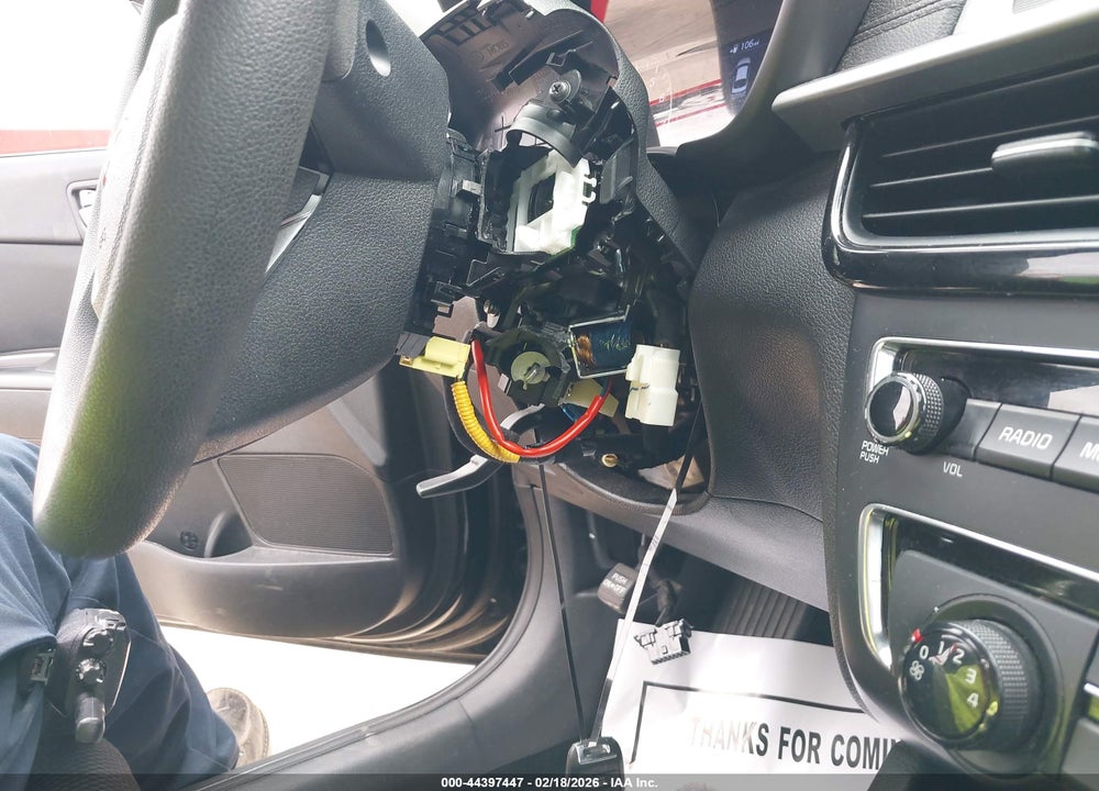2019 KIA OPTIMA VIN: 5XXGT4L36KG348275