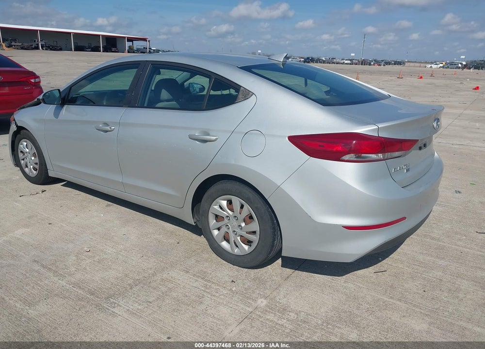 2017 HYUNDAI ELANTRA SE VIN: 5NPD74LF5HH165707