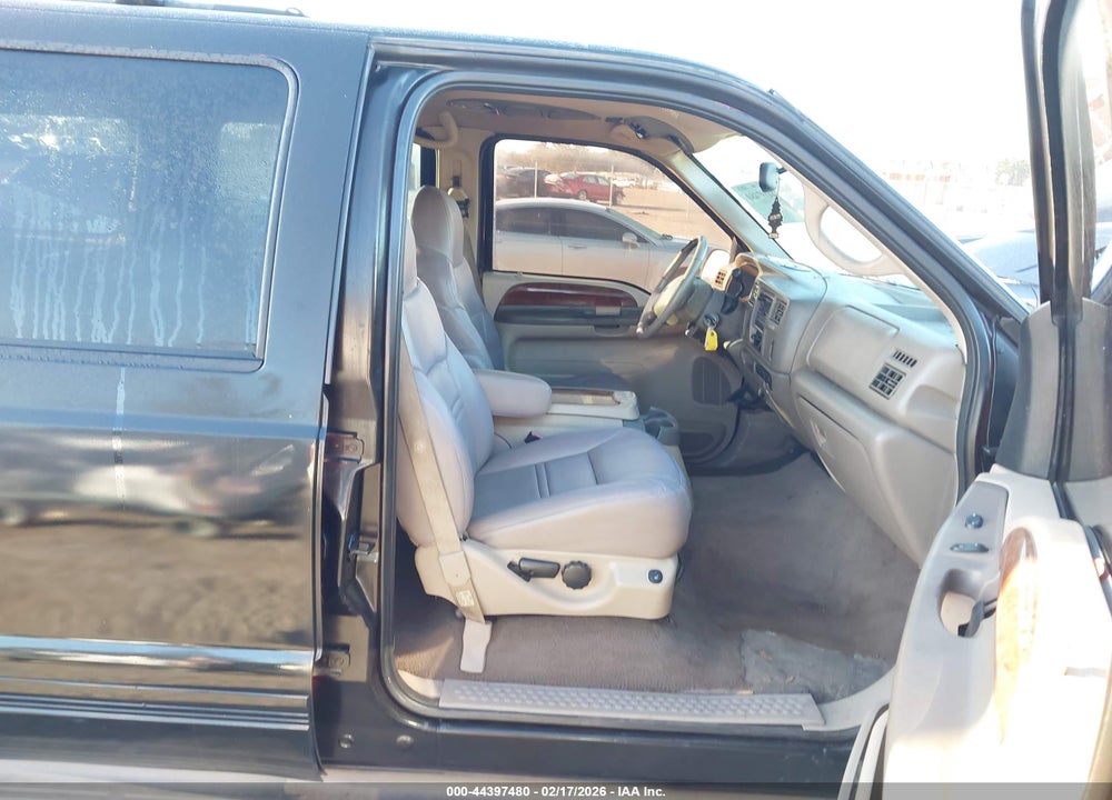 2000 FORD EXCURSION LIMITED VIN: 1FMNU42F9YEE51179