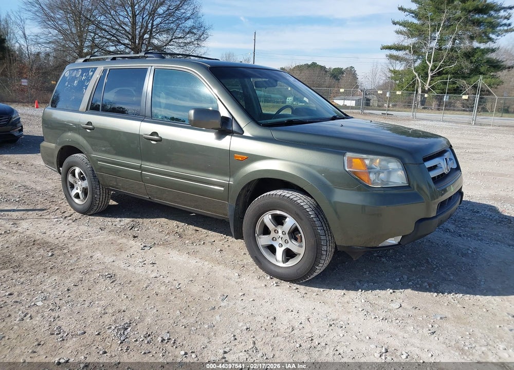 2006 HONDA PILOT EX-L VIN: 5FNYF185X6B024730