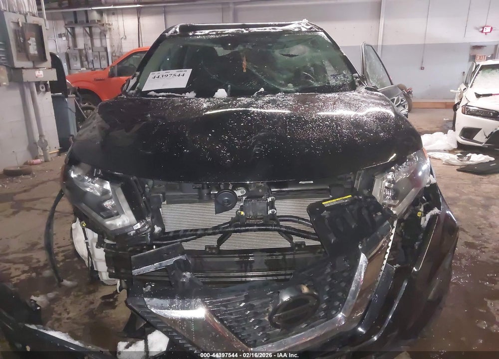 2019 NISSAN ROGUE S VIN: 5N1AT2MV1KC810120