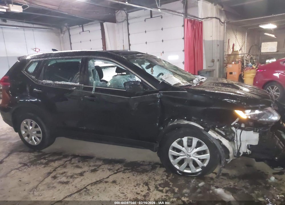2019 NISSAN ROGUE S VIN: 5N1AT2MV1KC810120