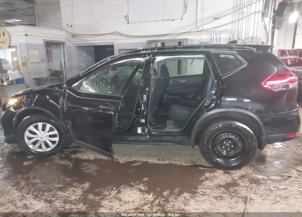 2019 NISSAN ROGUE S VIN: 5N1AT2MV1KC810120