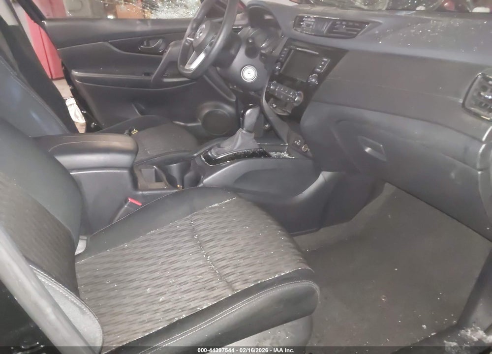 2019 NISSAN ROGUE S VIN: 5N1AT2MV1KC810120