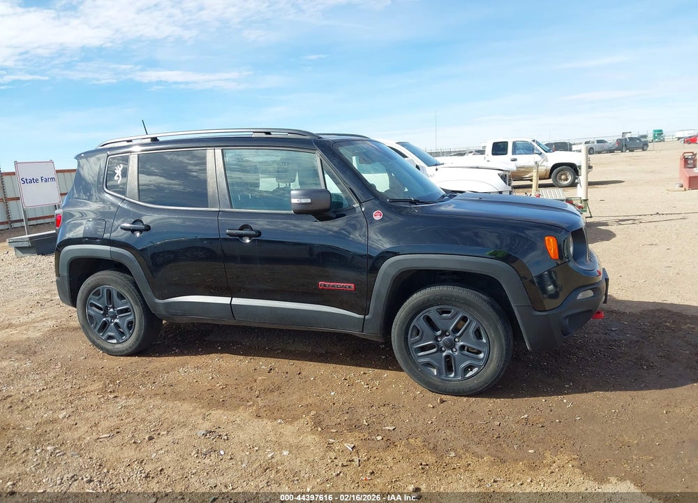 2018 JEEP RENEGADE TRAILHAWK 4X4 VIN: ZACCJBCB8JPG79255