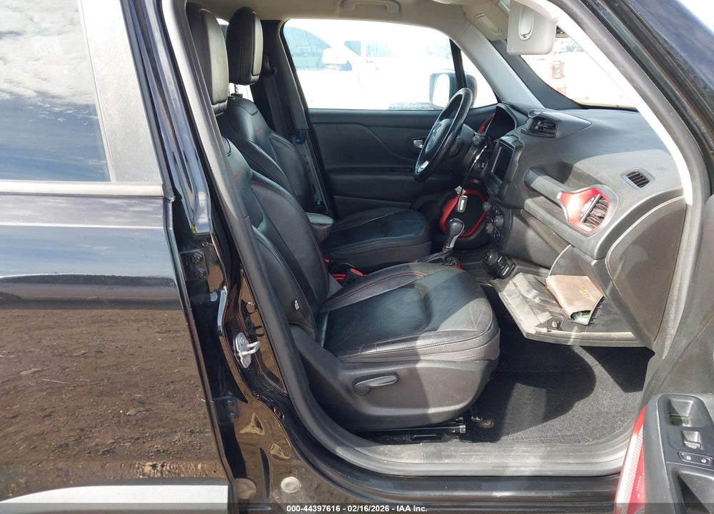 2018 JEEP RENEGADE TRAILHAWK 4X4 VIN: ZACCJBCB8JPG79255