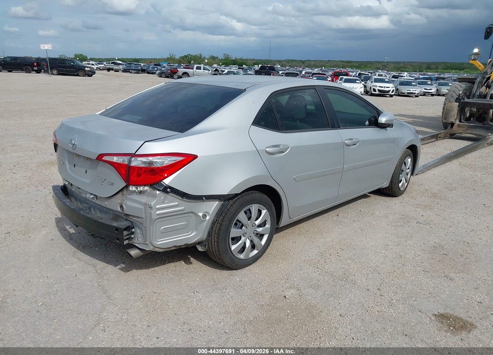 2015 TOYOTA COROLLA LE VIN: 5YFBURHE1FP282049