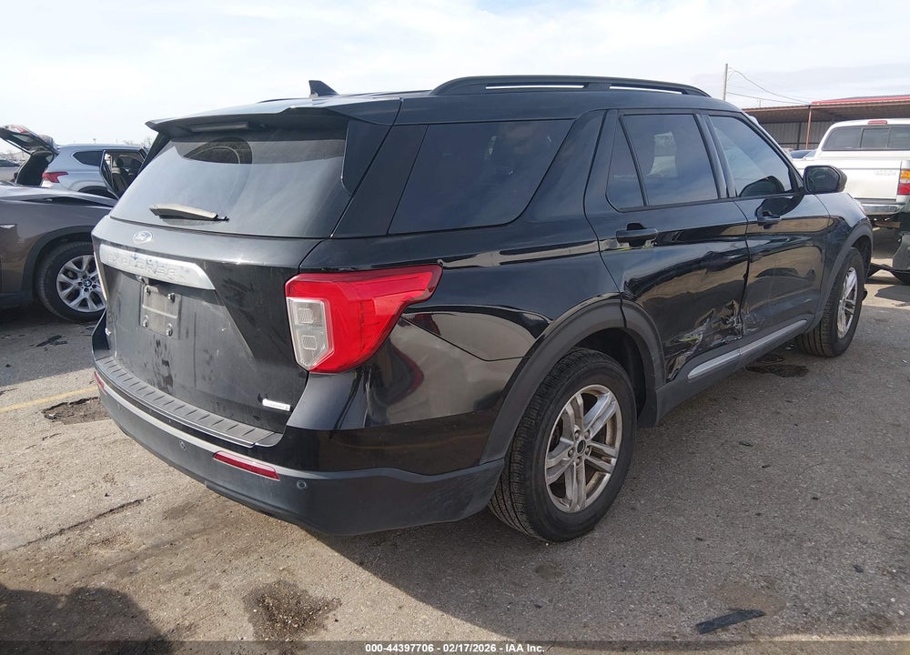 2020 FORD EXPLORER XLT VIN: 1FMSK7DH3LGB82344