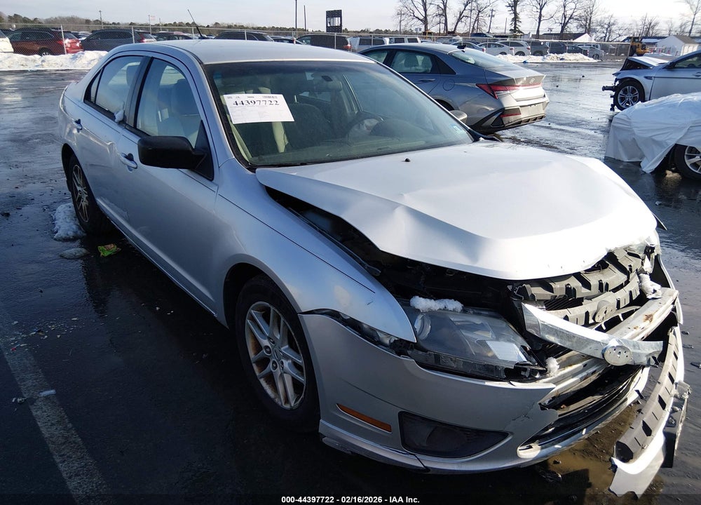 2012 FORD FUSION S VIN: 3FAHP0GA7CR134513