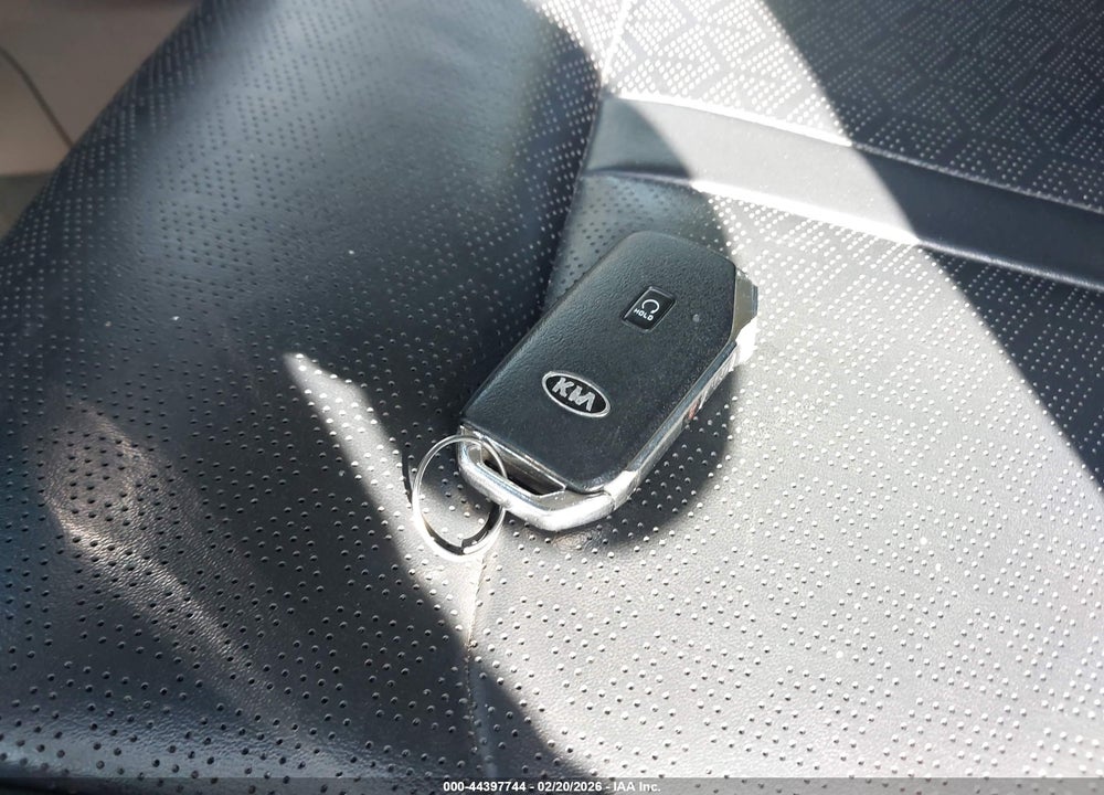 2021 KIA SORENTO HYBRID S VIN: KNDRG4LG2M5055240