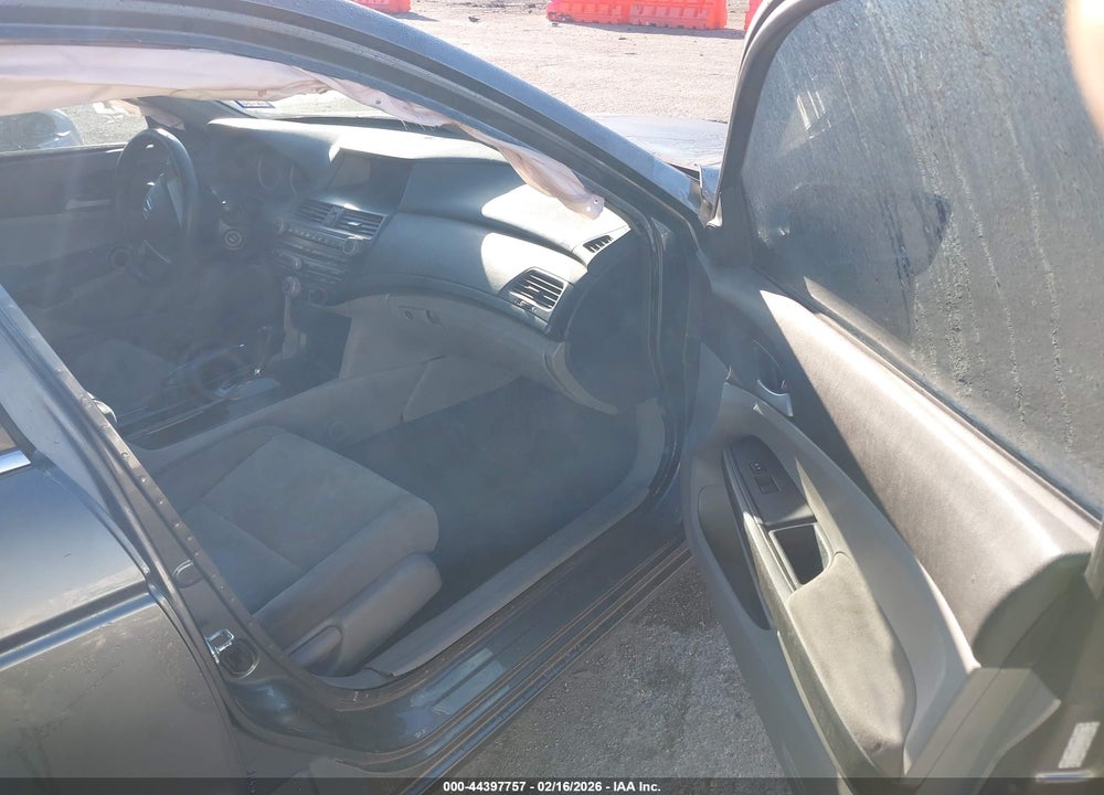 2009 HONDA ACCORD 2.4 LX VIN: 1HGCP263X9A078056