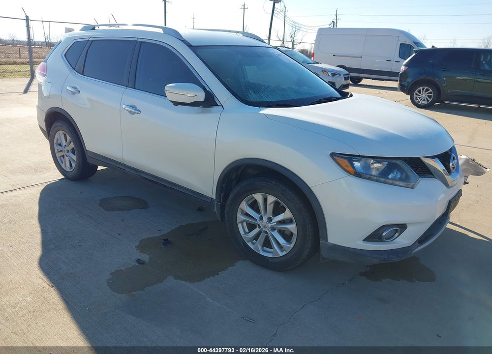 2015 NISSAN ROGUE SV VIN: 5N1AT2MT4FC919272
