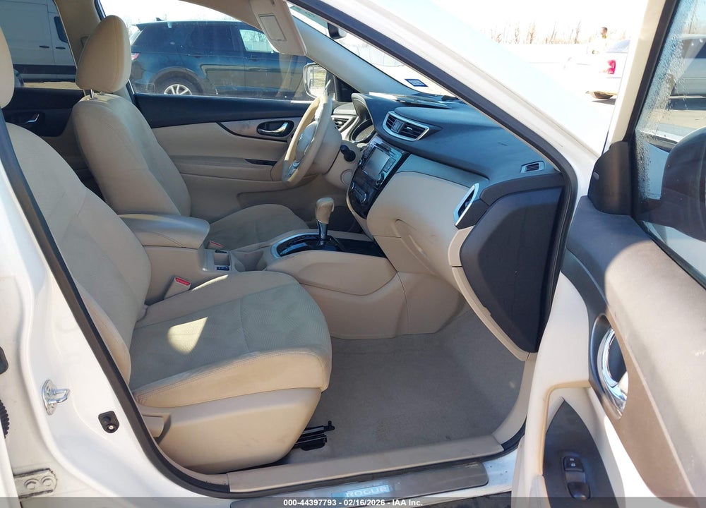 2015 NISSAN ROGUE SV VIN: 5N1AT2MT4FC919272