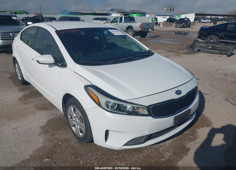 2018 KIA FORTE LX VIN: 3KPFL4A78JE178414