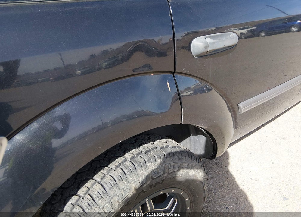 2007 DODGE DURANGO SLT VIN: 1D8HB482X7F565049