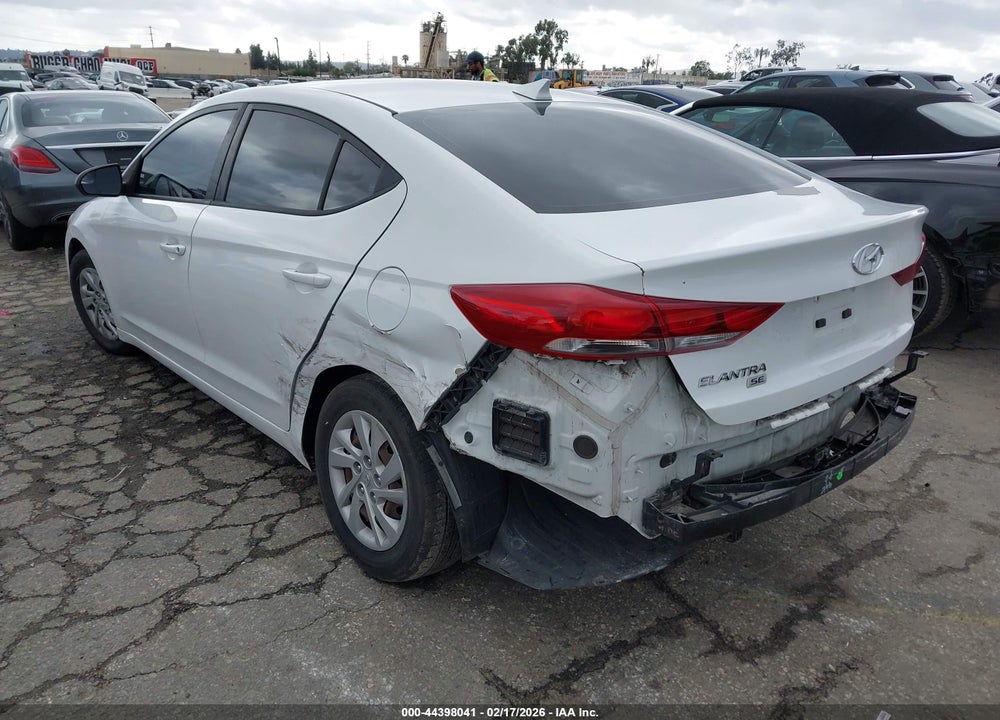 2017 HYUNDAI ELANTRA SE VIN: 5NPD84LFXHH025567