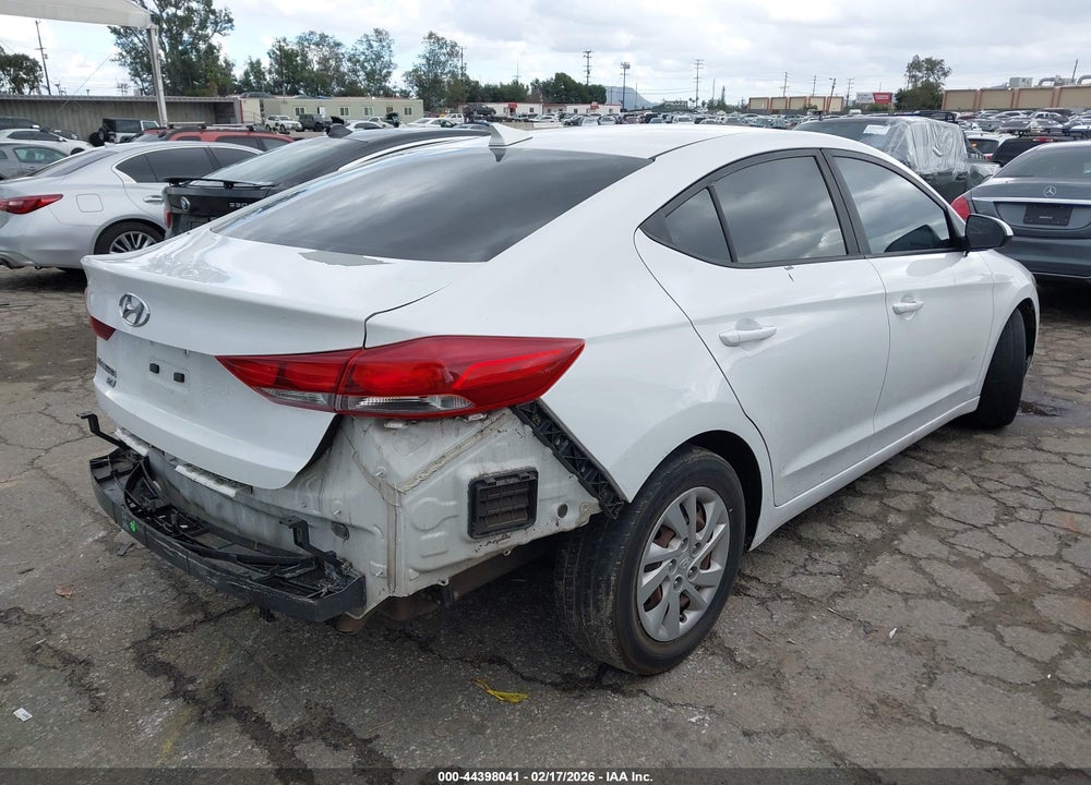 2017 HYUNDAI ELANTRA SE VIN: 5NPD84LFXHH025567