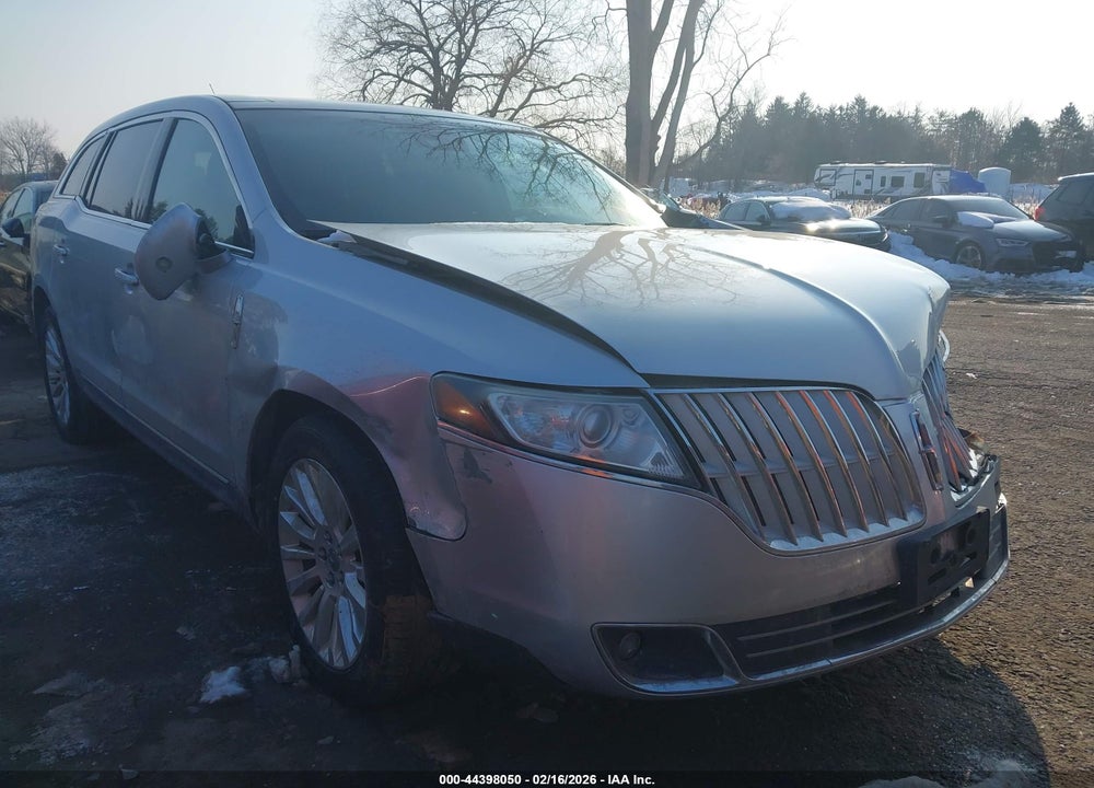 2011 LINCOLN MKT VIN: 2LMHJ5AR3BBJ55105