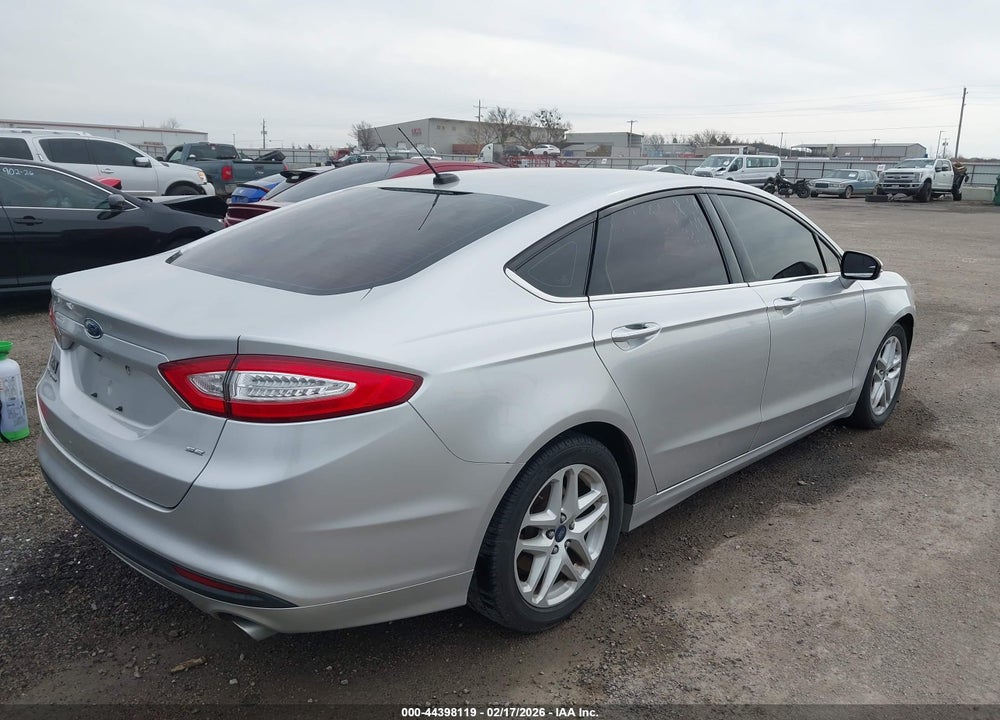 2016 FORD FUSION SE VIN: 3FA6P0H74GR250512