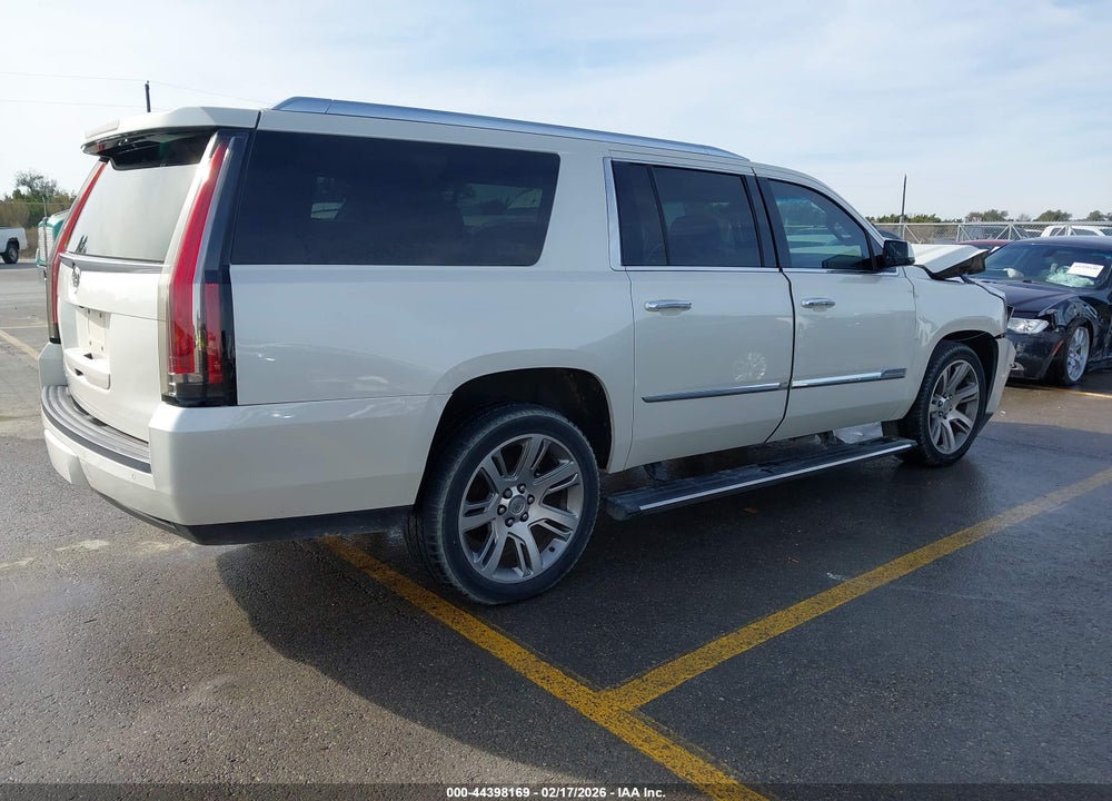 2015 CADILLAC ESCALADE ESV PREMIUM VIN: 1GYS4JKJXFR264835