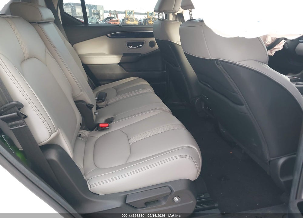 2025 HONDA PILOT EX-L VIN: 5FNYG2H44SB028373