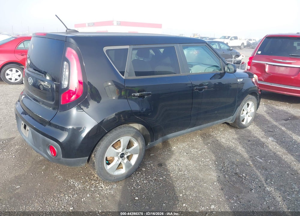 2017 KIA SOUL VIN: KNDJN2A26H7411889