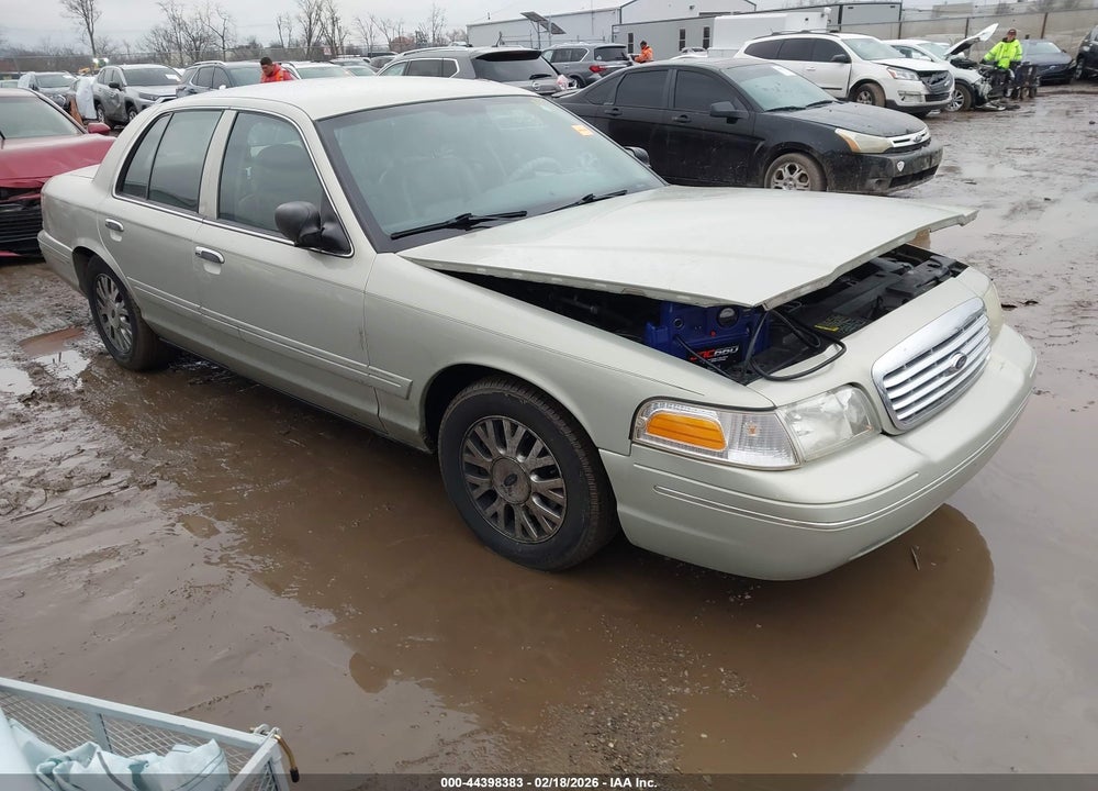 2003 FORD CROWN VICTORIA LX VIN: 2FAFP74W43X182780