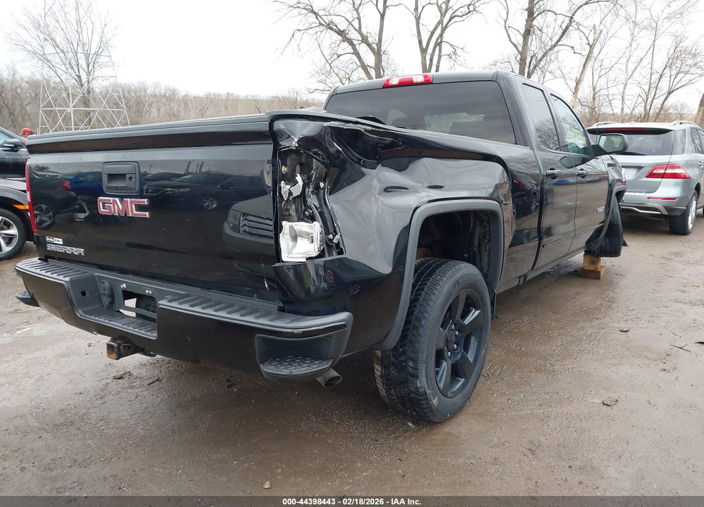 2018 GMC SIERRA 1500 VIN: 1GTV2LEH4JZ325098