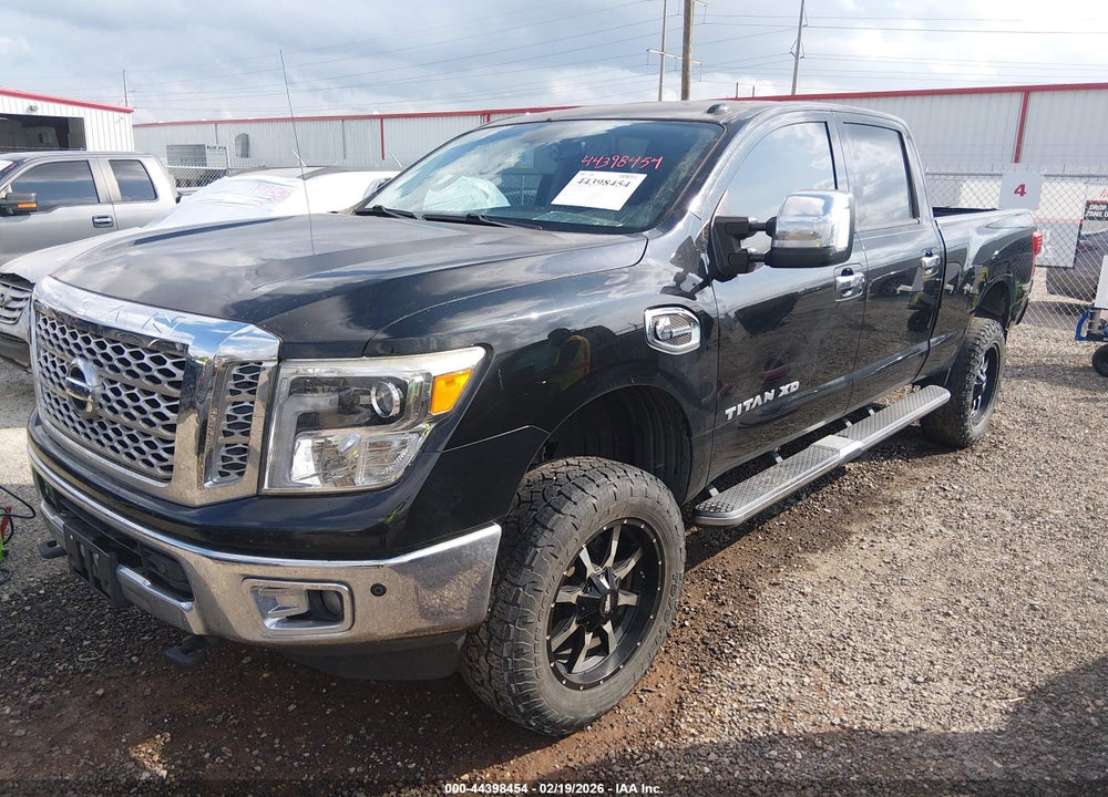 2017 NISSAN TITAN XD SL DIESEL VIN: 1N6BA1F42HN555534